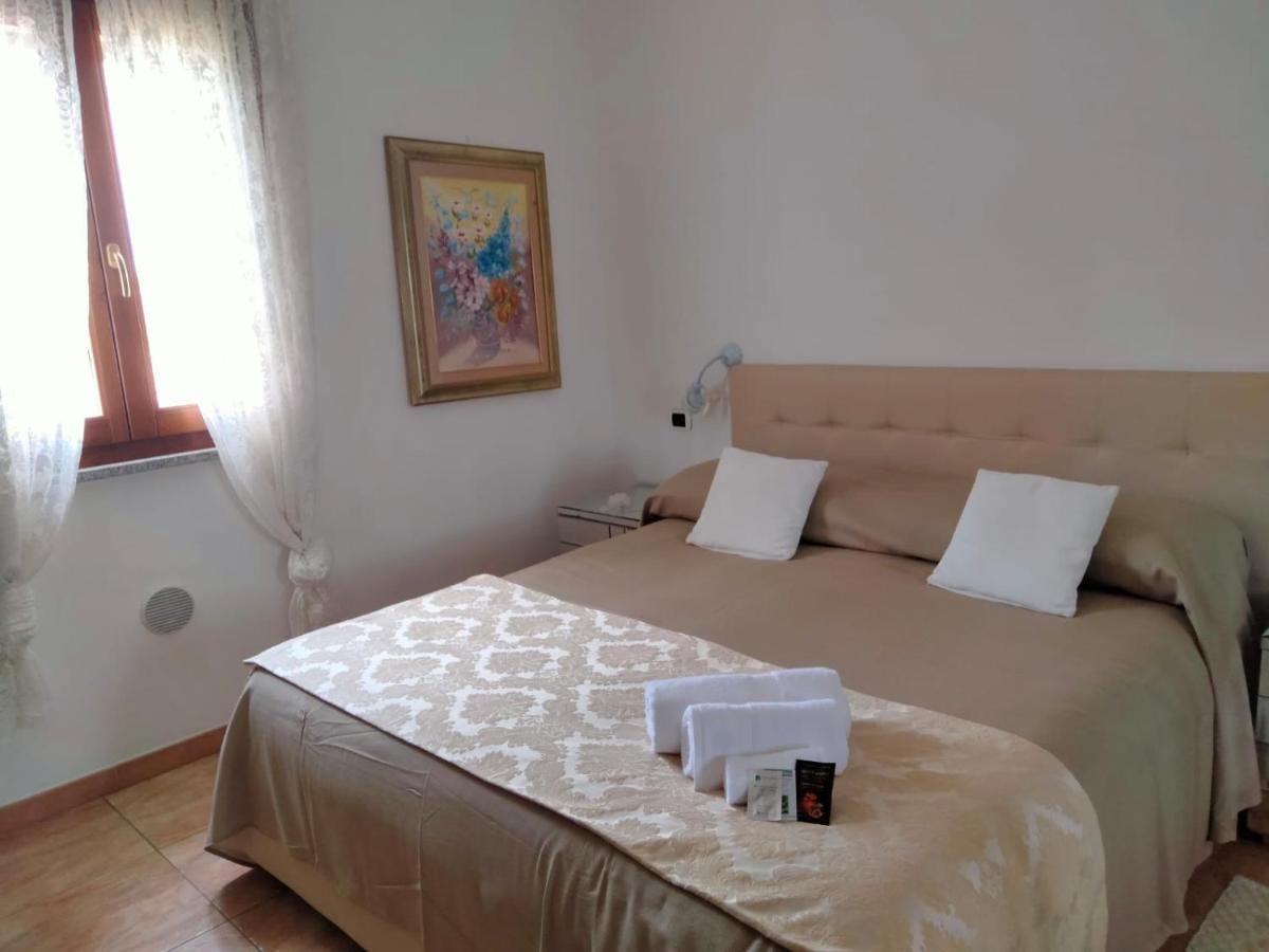 La Casa Dei Fenicotteri Bed & Breakfast Olbia Exterior photo
