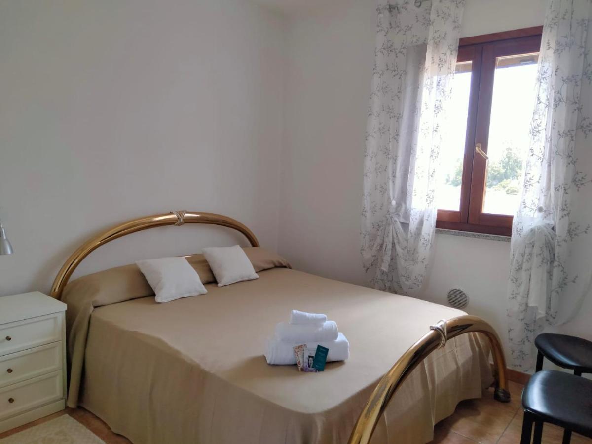 La Casa Dei Fenicotteri Bed & Breakfast Olbia Exterior photo