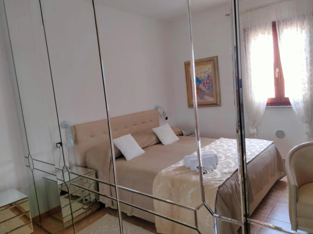 La Casa Dei Fenicotteri Bed & Breakfast Olbia Exterior photo